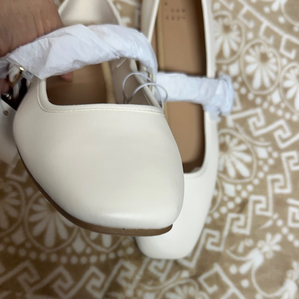 A New Day Women's White Loafers - Picture 4 of 10